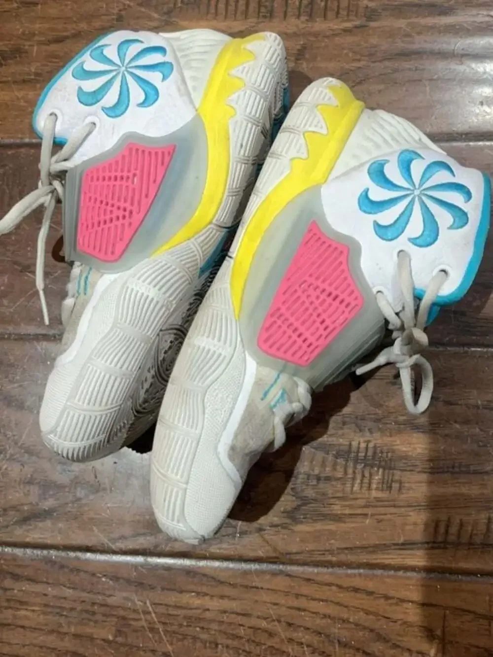 Nike kyrie gs